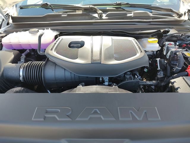 New 2026 Bright White Clear-Coat Exterior Paint RAM Laramie image 34