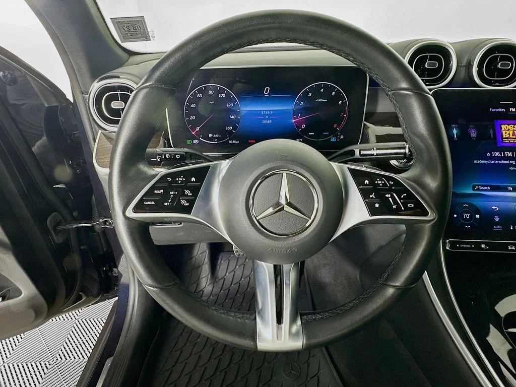 Used 2023 Blue Mercedes-Benz GLC 300 image 9