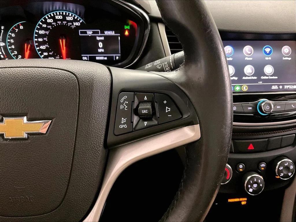 Used 2020 Gray Chevrolet LT image 23