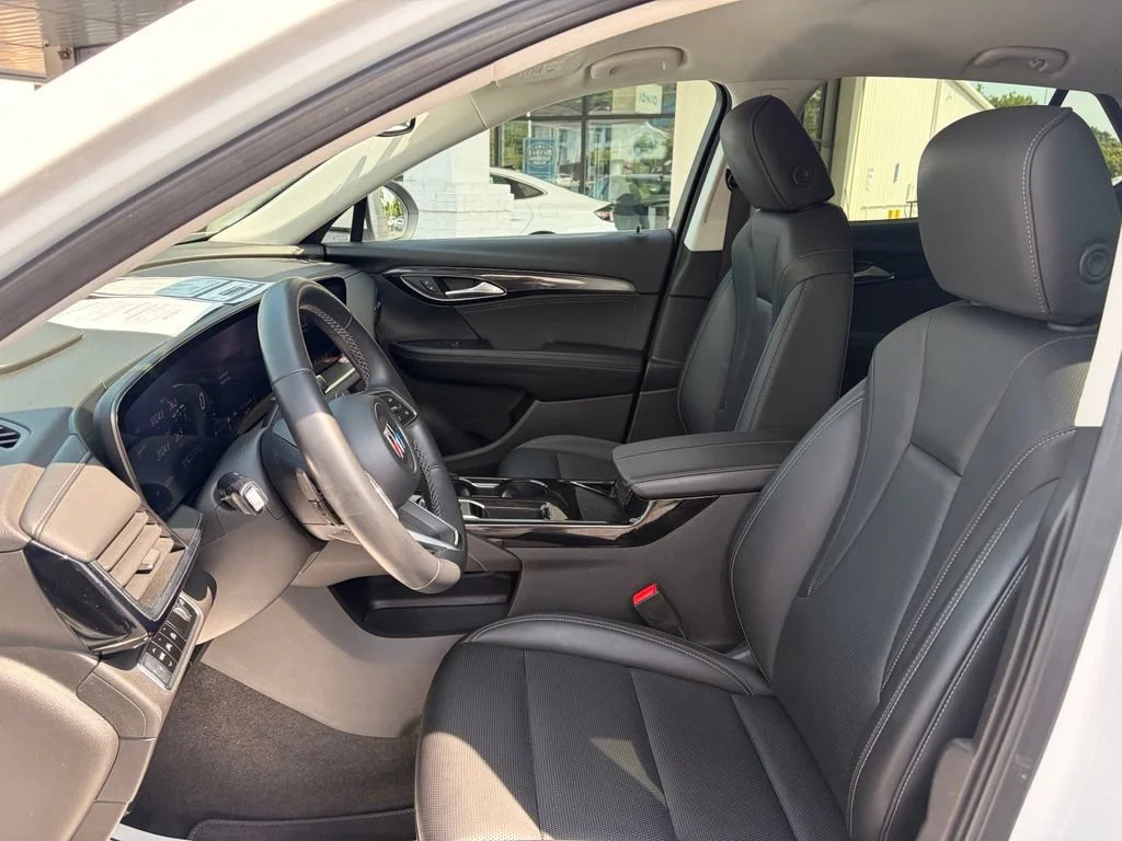 Used 2024 Summit White Buick Preferred image 12