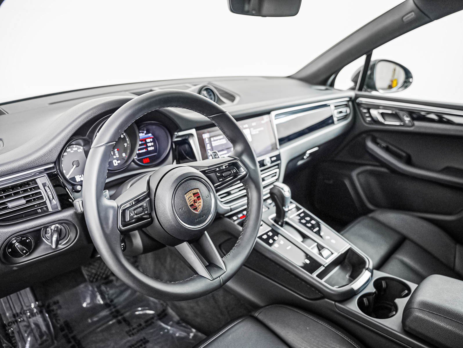 Certified Used 2026 VOLCANO GREY Porsche  image 4