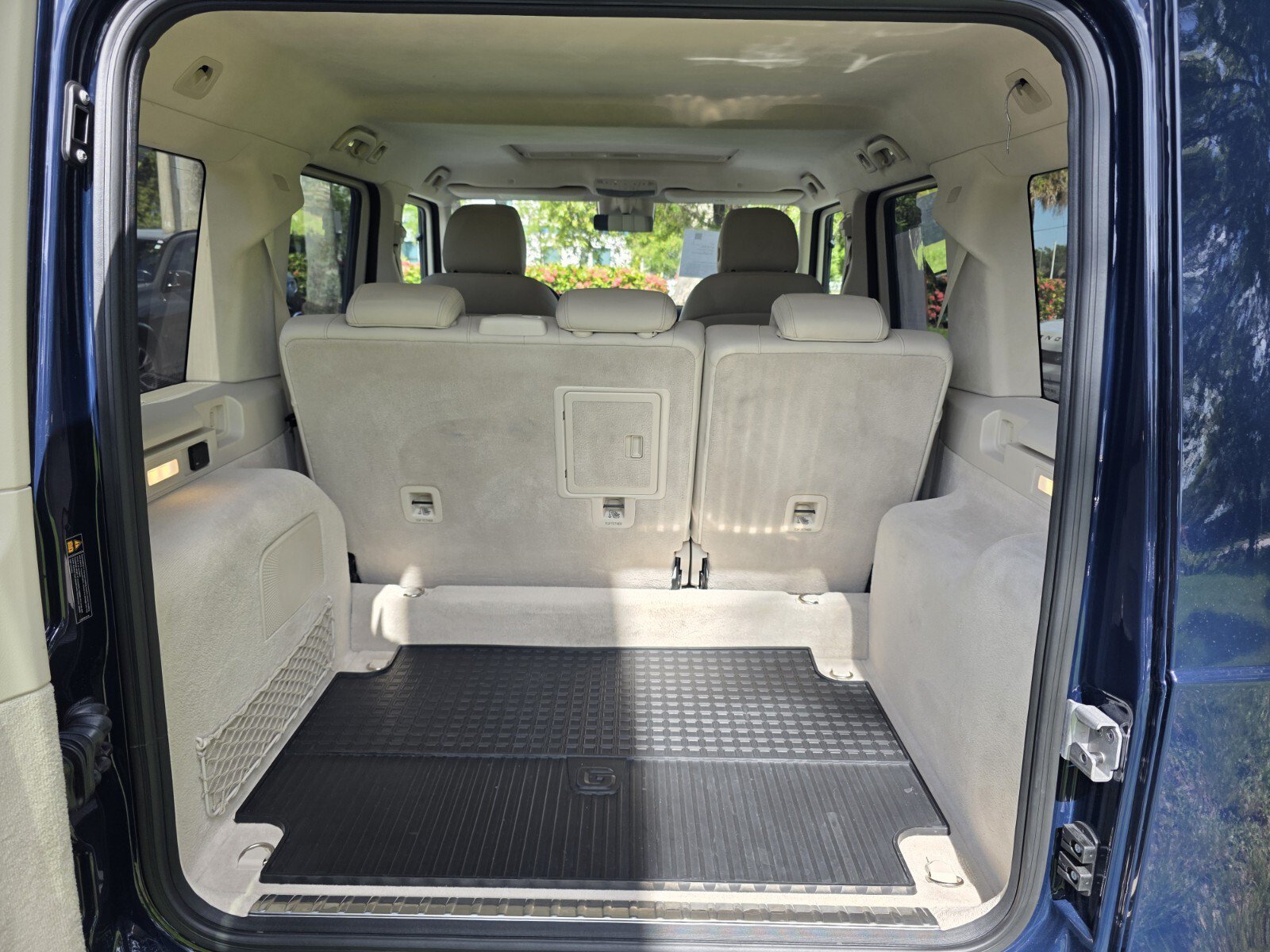Used 2023 MANUFAKTUR Midnight Blue Mercedes-Benz G 550 image 17