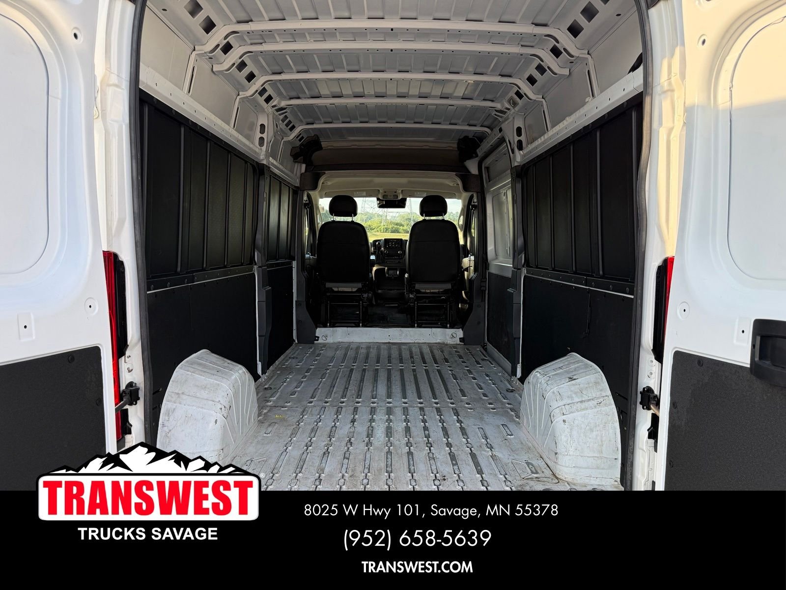 Used 2023 White Ram High Roof image 12