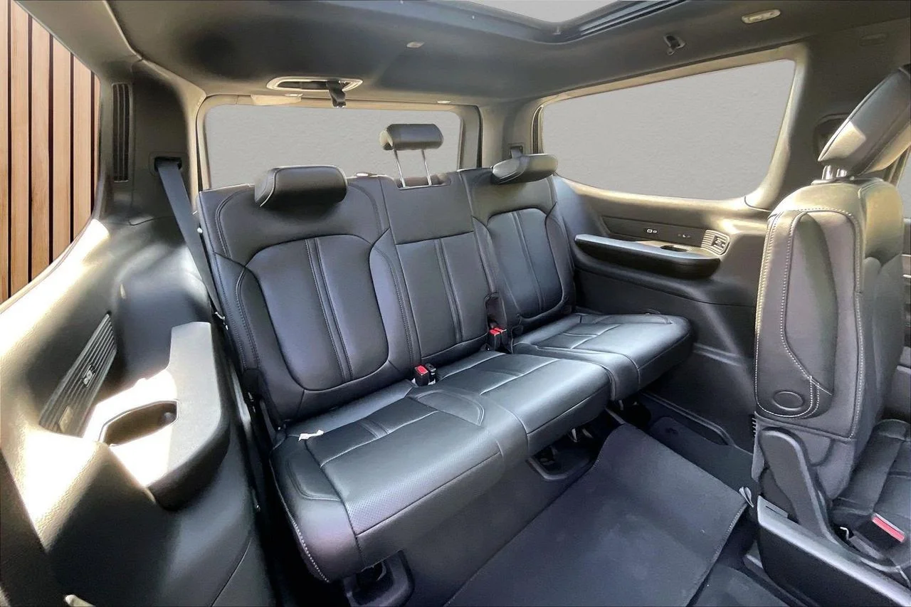 New 2026 Velvet Red Pearl-Coat Exterior Paint Jeep Limited Altitude image 26