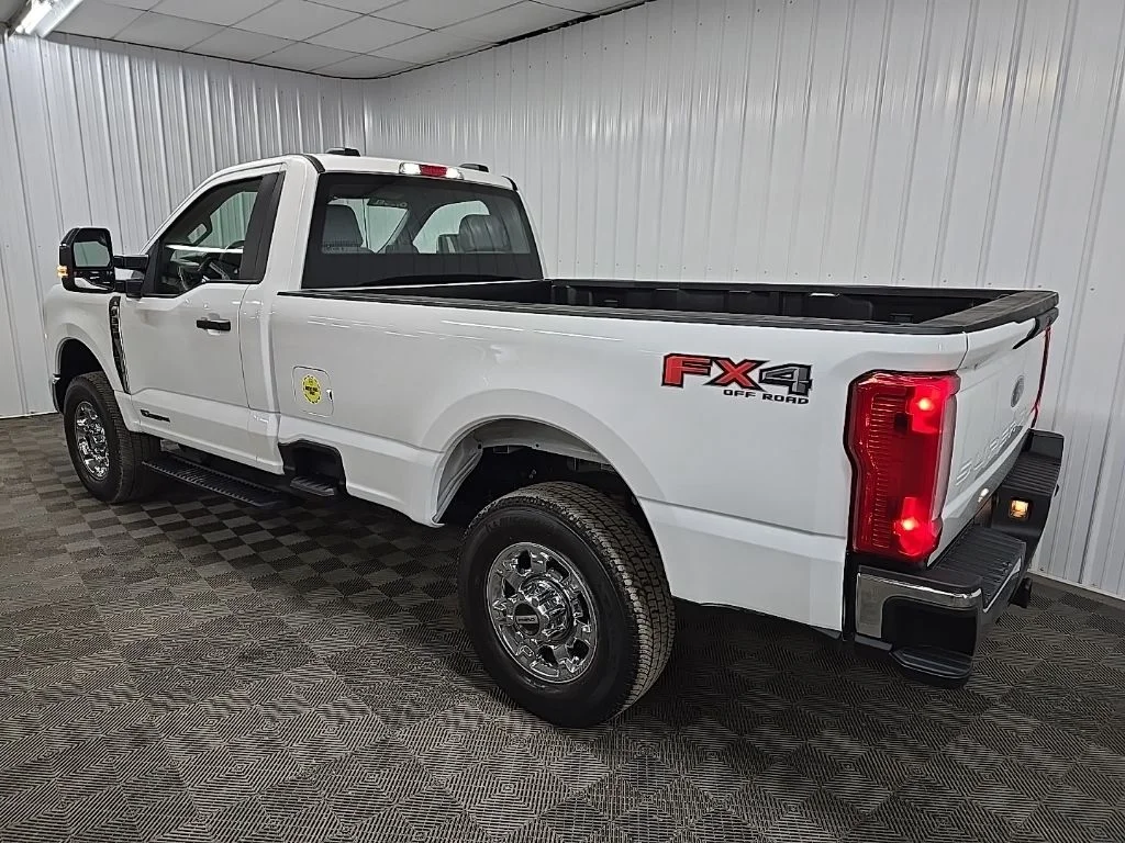 Used 2023 White Ford XL image 17