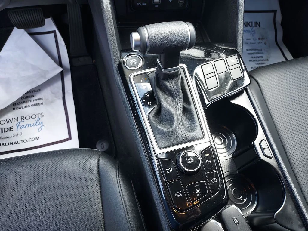 Used 2025 Black Kia EX image 26