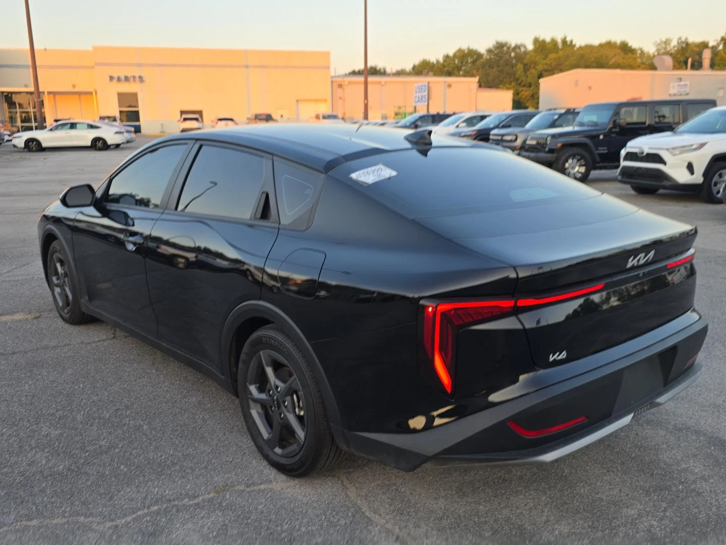 Used 2026 Aurora Black Pearl Kia LXS image 5