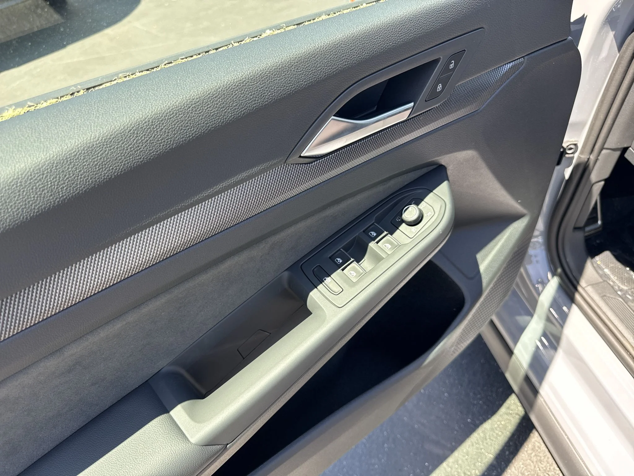 New 2026 Moonstone Gray Volkswagen SE image 12