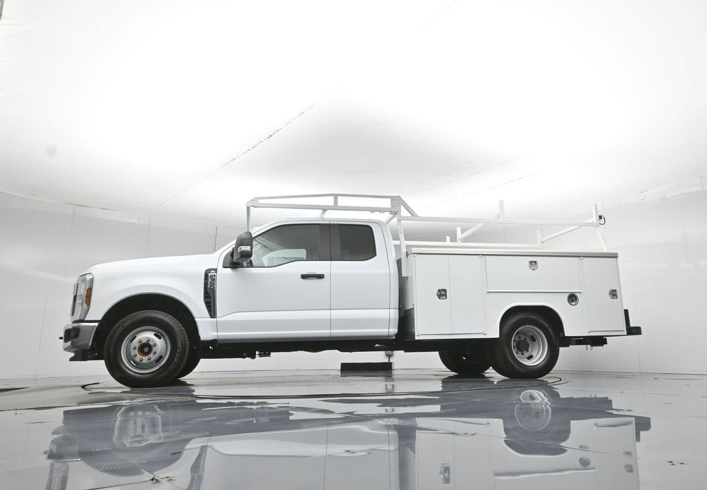 New 2026 Oxford White Ford XL image 56