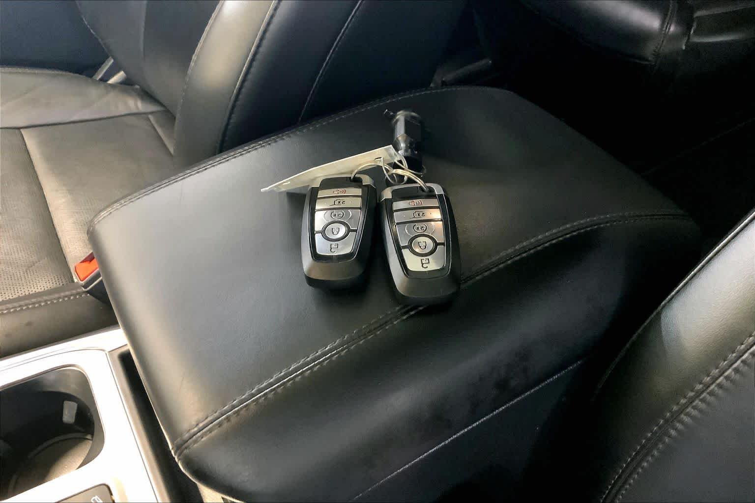 Used 2022 Carbonized Gray Ford Platinum image 13
