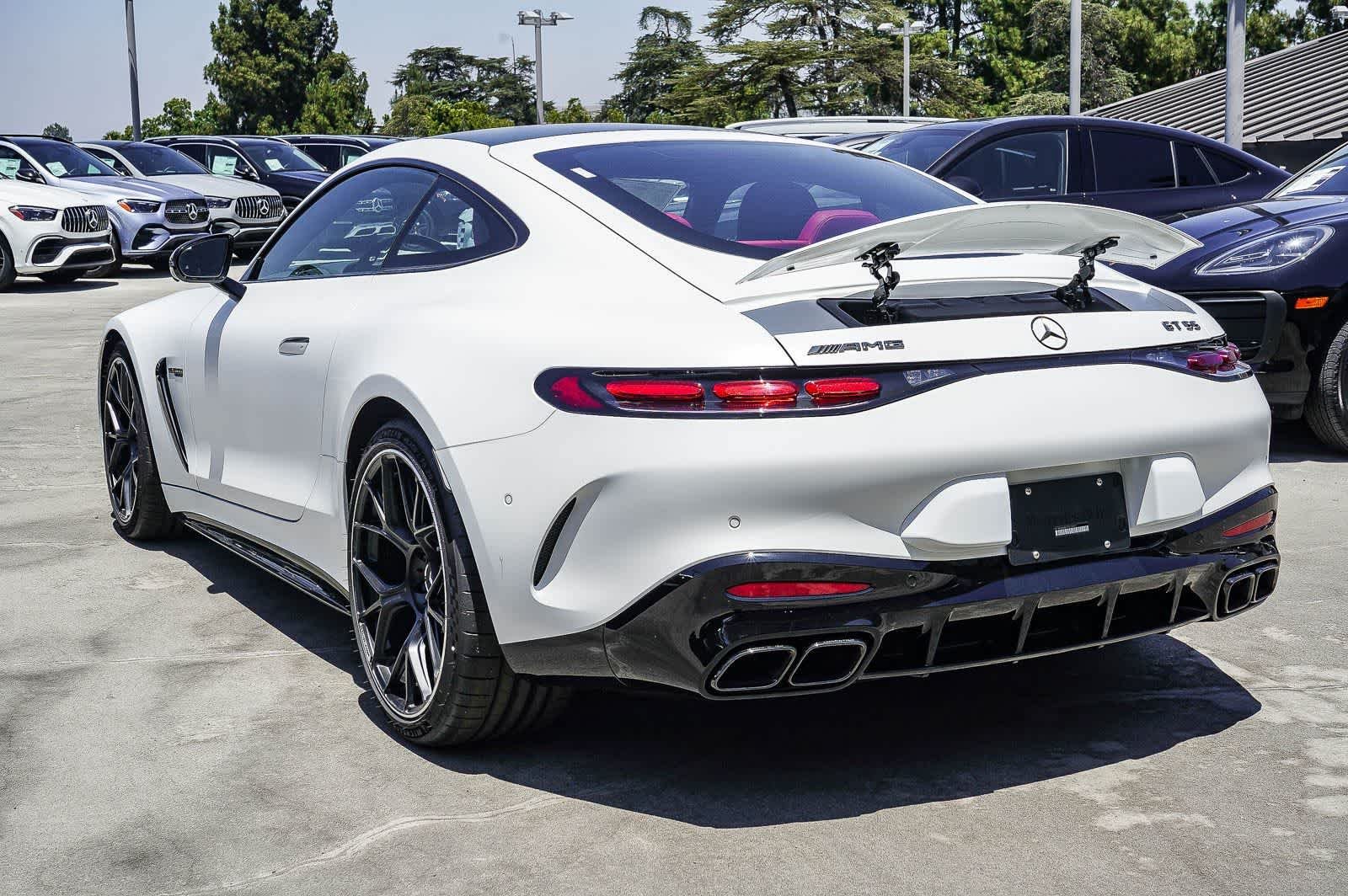 New 2026 MANUFAKTUR Moonlight White Magno Mercedes-Benz AMG® GT 55 image 6