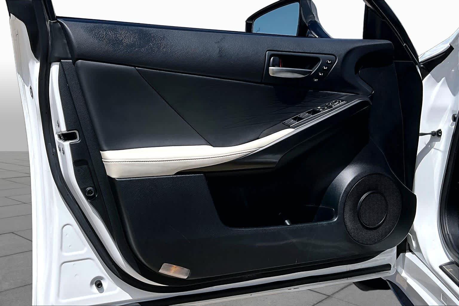 Used 2023 Ultra White Lexus F SPORT image 22