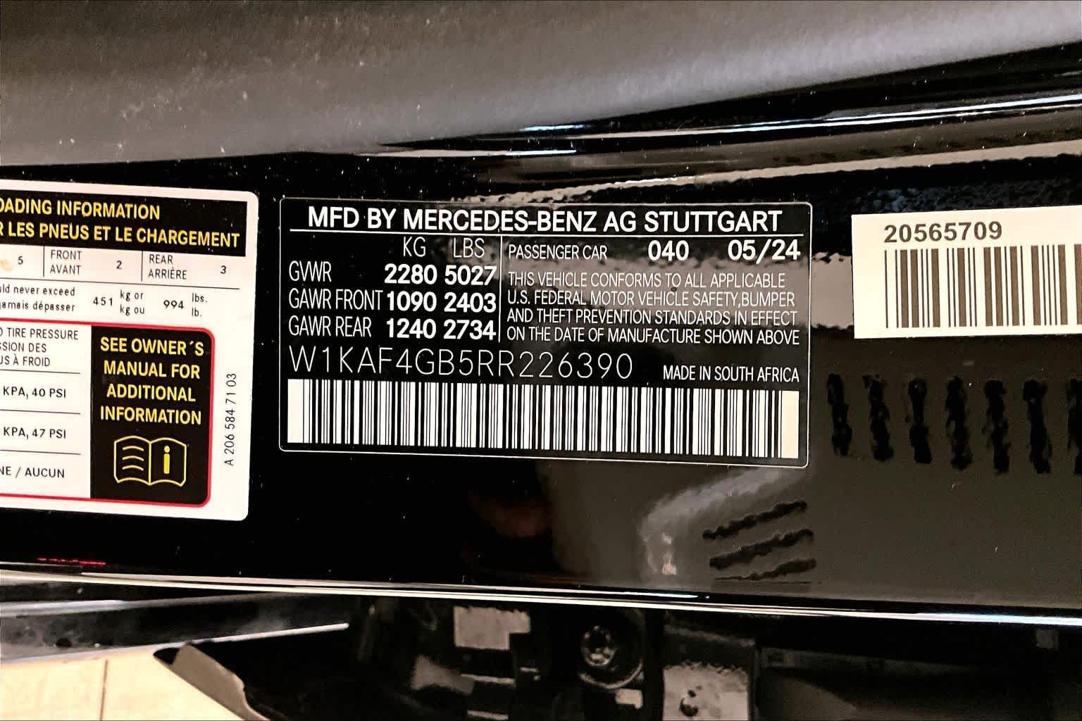 Used 2024 Black Mercedes-Benz C 300 image 30