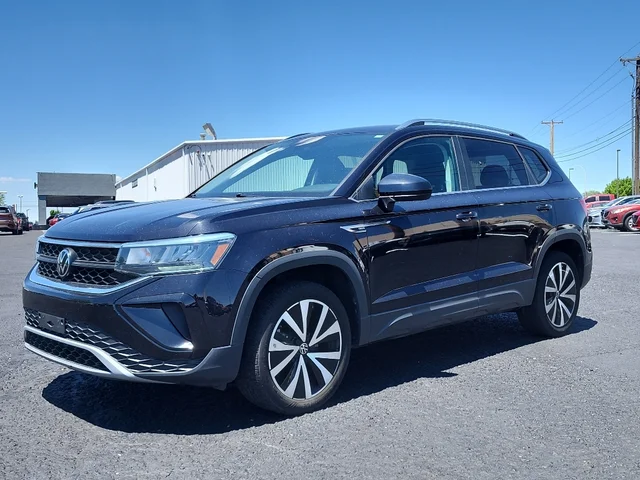 2024 Volkswagen Taos SE