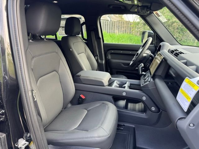 New 2026 Santorini Black Land Rover X-Dynamic SE image 20
