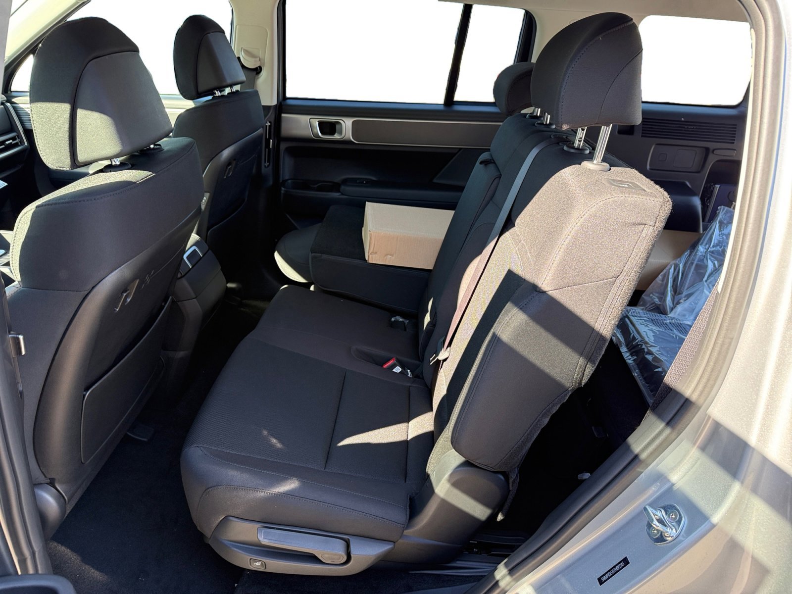 2026 Hyundai Santa Fe SE - Photo 16