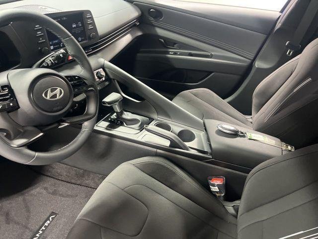 New 2026 Blue Hyundai SEL Sport image 10