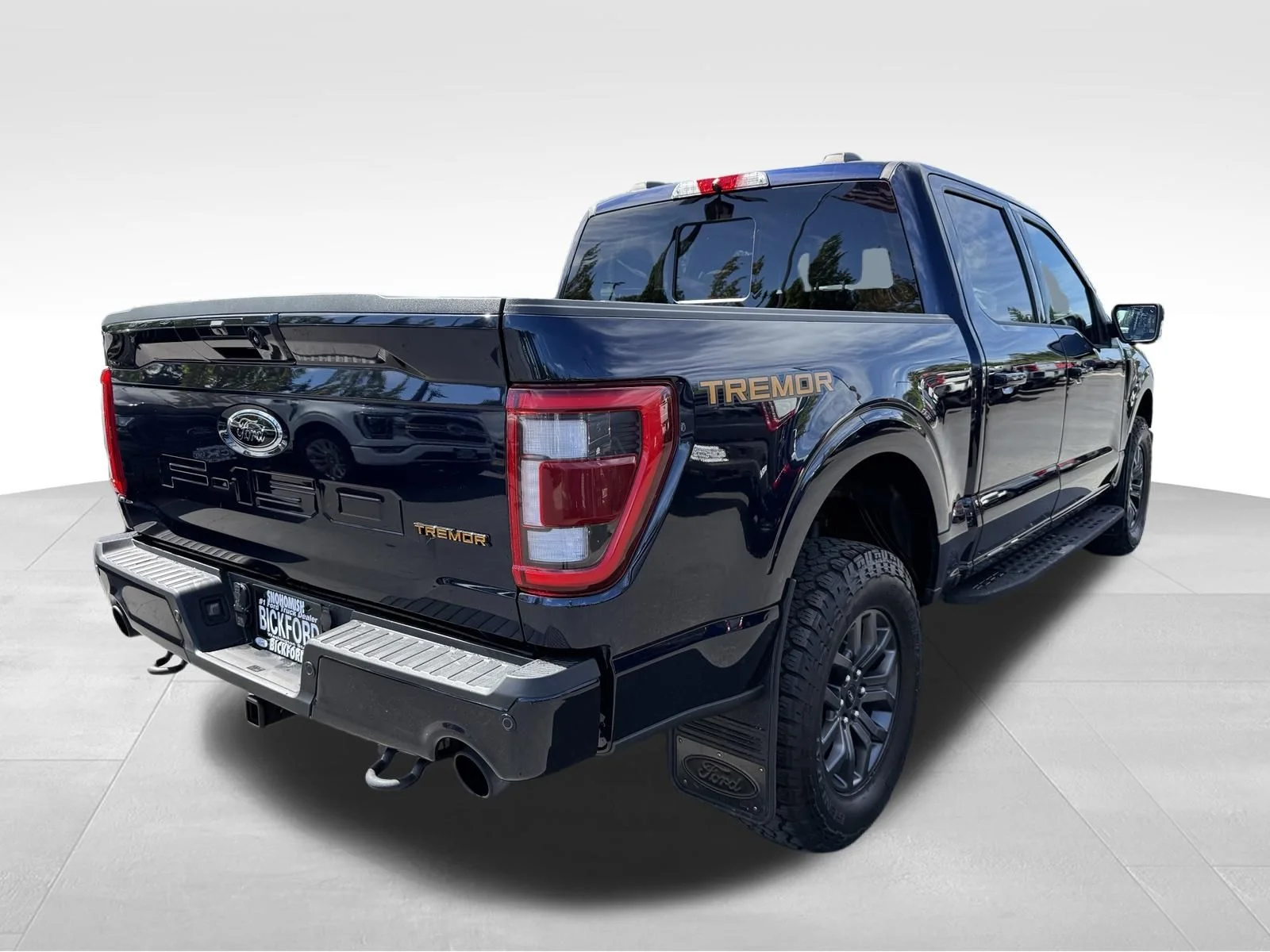 Used 2022 Blue Ford Tremor image 5