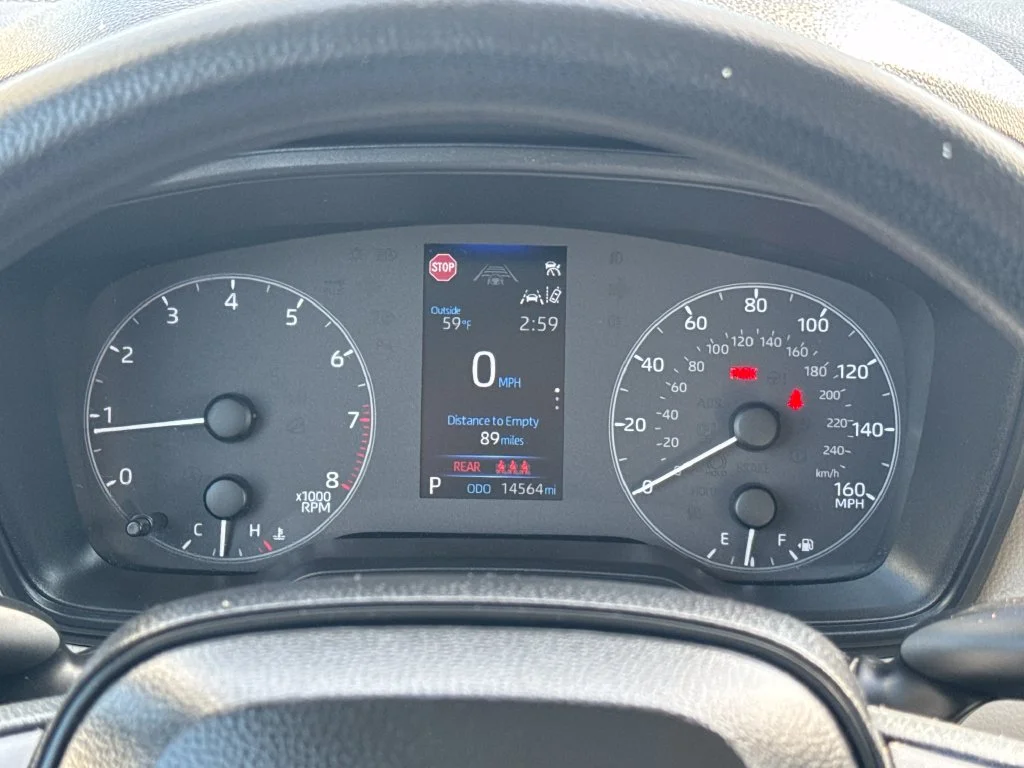 Used 2025 Silver Toyota L image 17