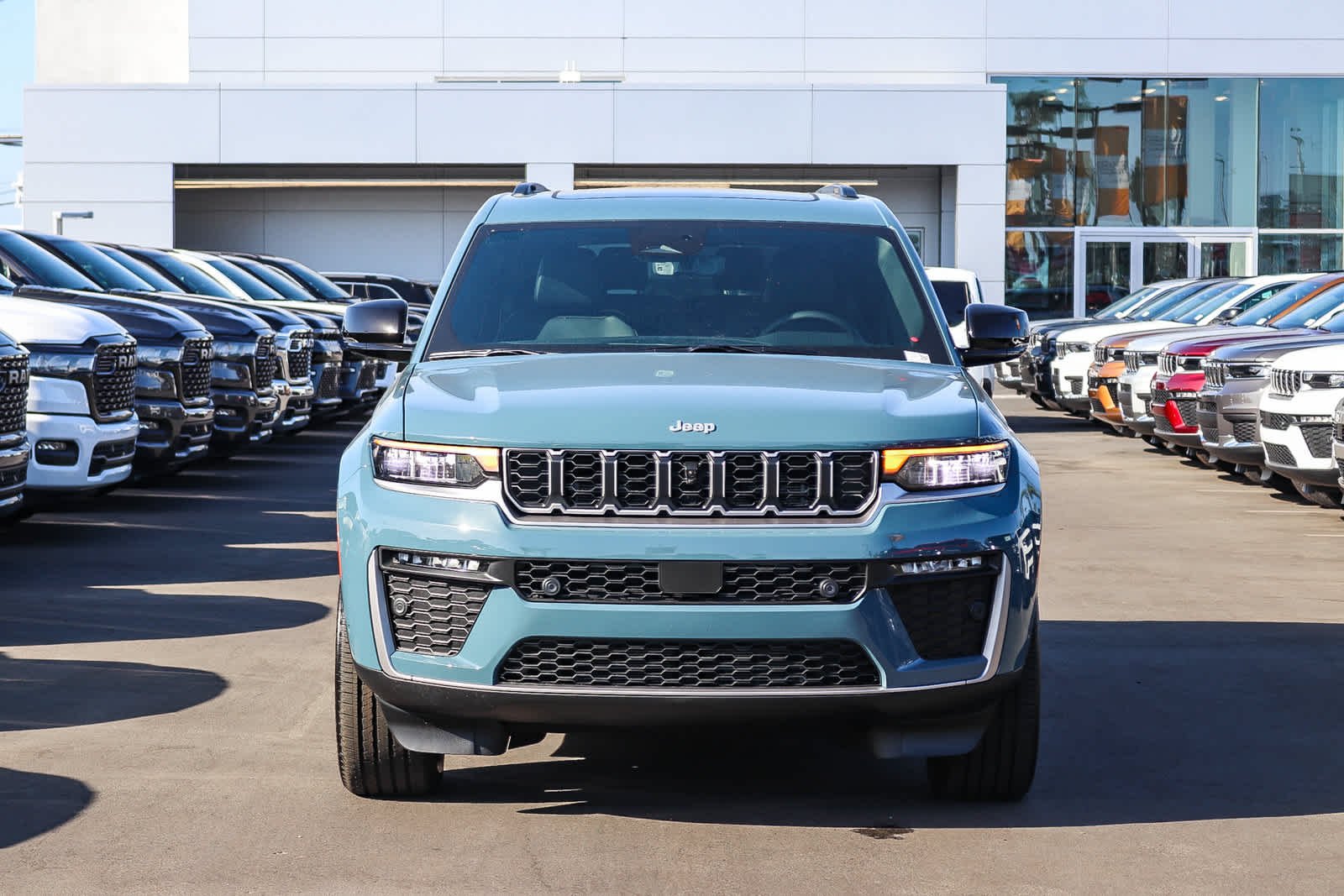 New 2027 Steel Blue Paint Jeep Limited image 2