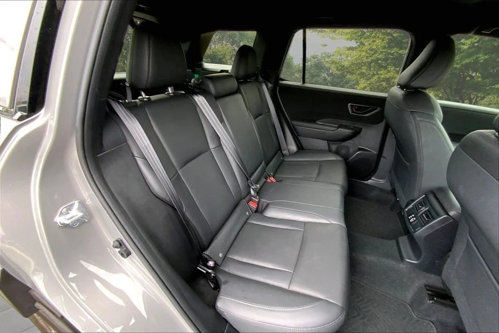 Used 2026 Beige Subaru Premium image 25
