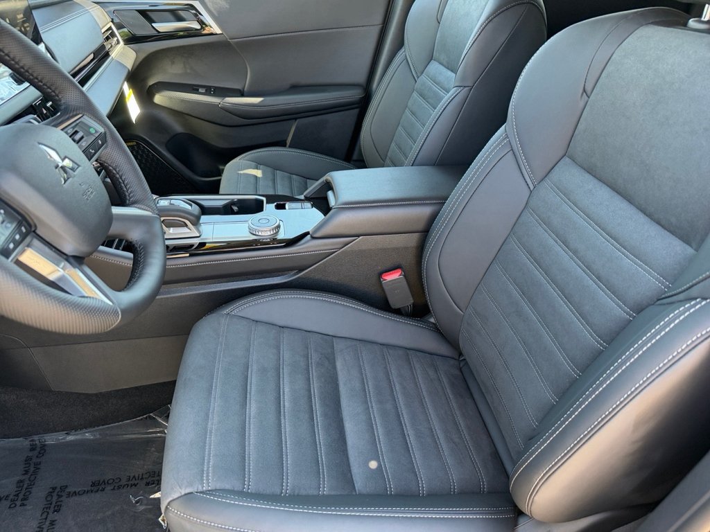 New 2026 Moonstone Gray Metallic Mitsubishi SE image 10