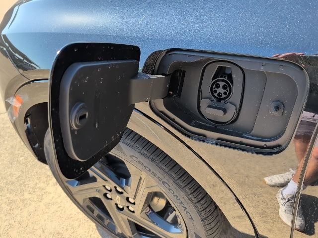 2026 Chevrolet Equinox EV RS - Photo 35