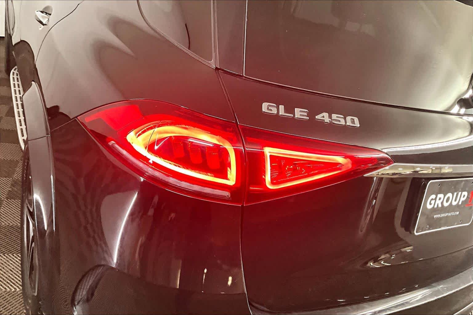 Certified Used 2023 Obsidian Black Metallic Mercedes-Benz GLE 450 image 28