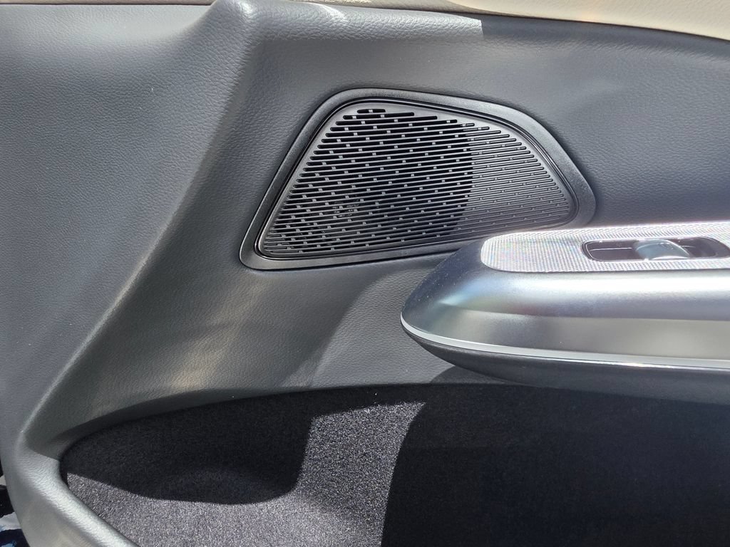 New 2026 Black Mercedes-Benz E 350 image 50