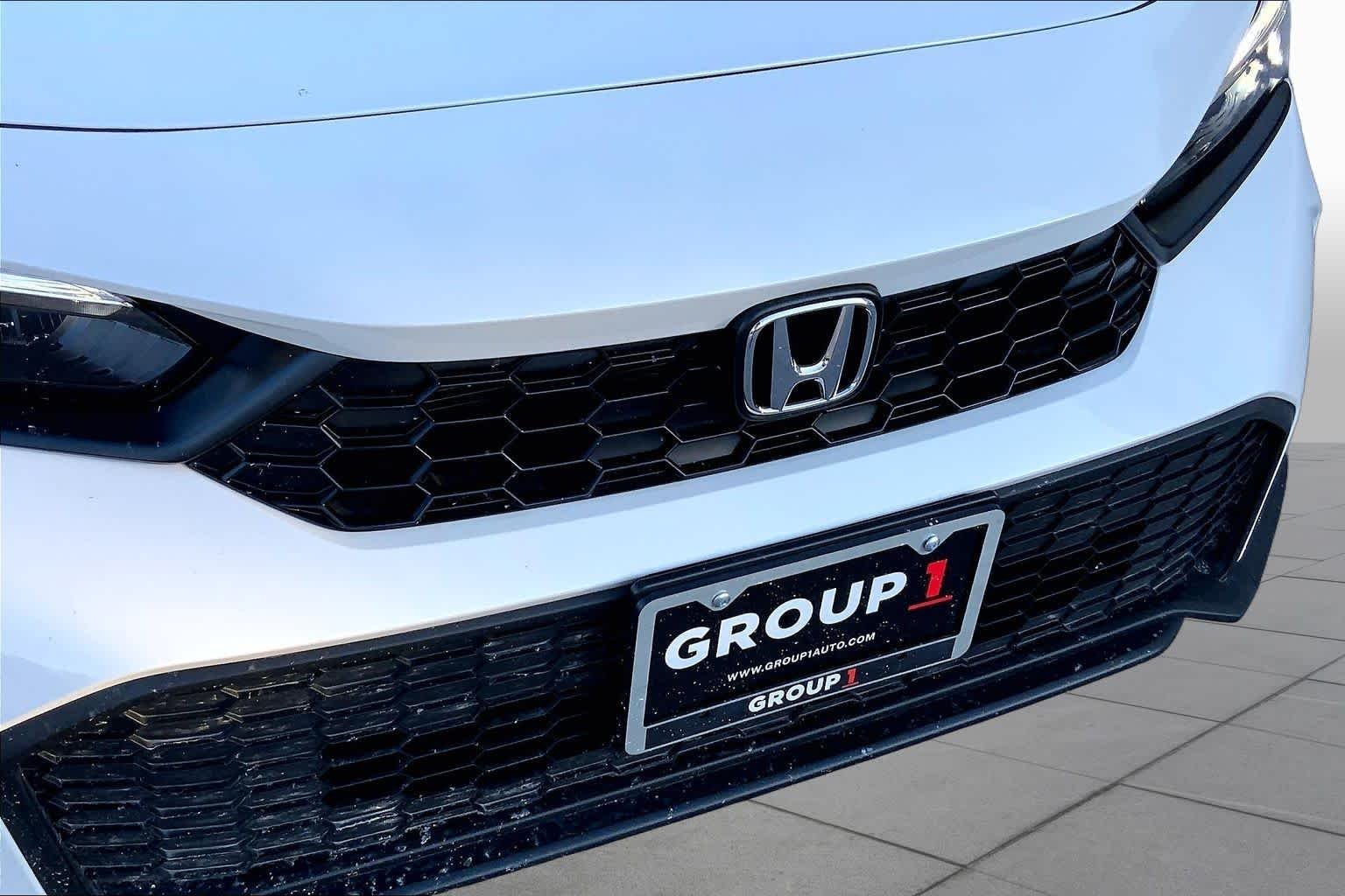 Used 2025 Platinum White Pearl Honda Sport image 29