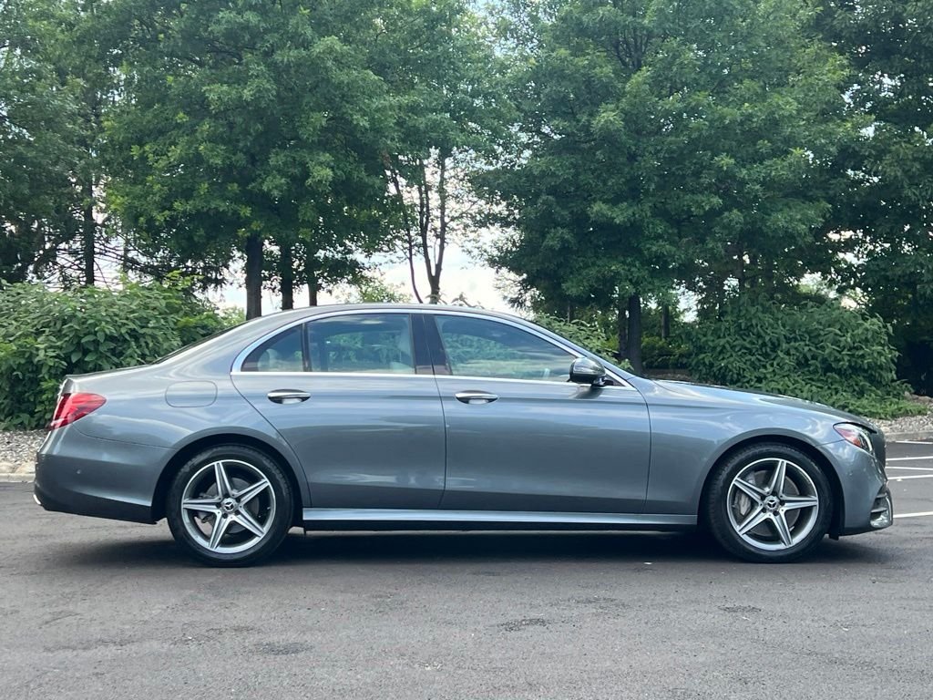 Used 2019 Gray Mercedes-Benz E 300 image 4