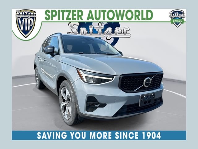 Gray 2023 Volvo XC40 B5 Plus Dark Theme AWD SUV / Crossover All-Wheel Drive