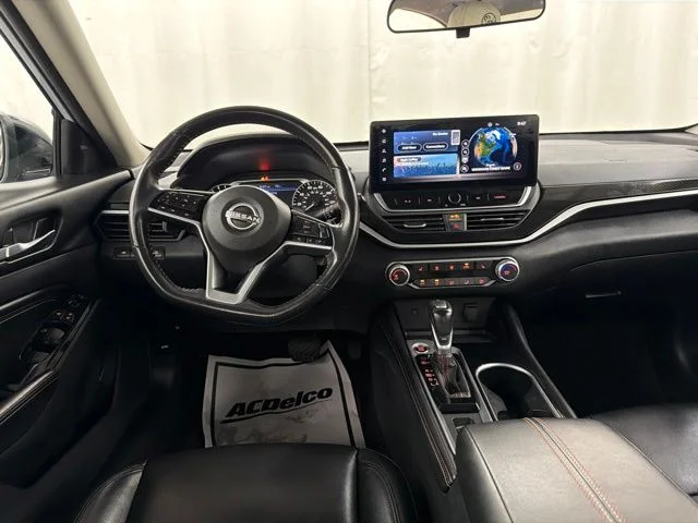 Used 2023 Gray Nissan 2.5 SR image 25