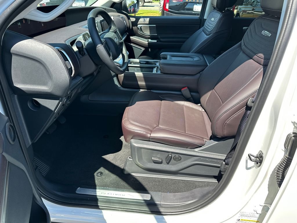 New 2026 White Ford Platinum image 9