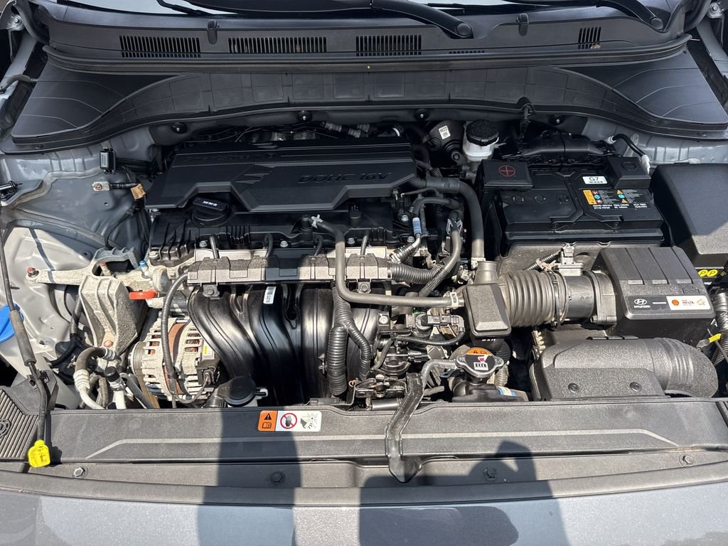 Used 2023 Gray Hyundai SEL image 27