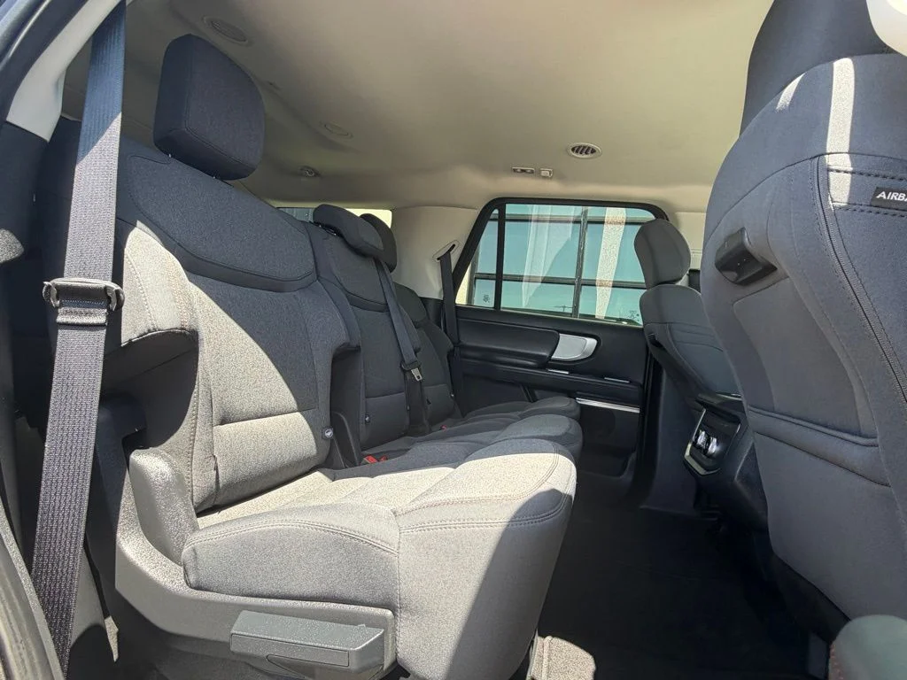 Used 2025 Black Ford Active image 20