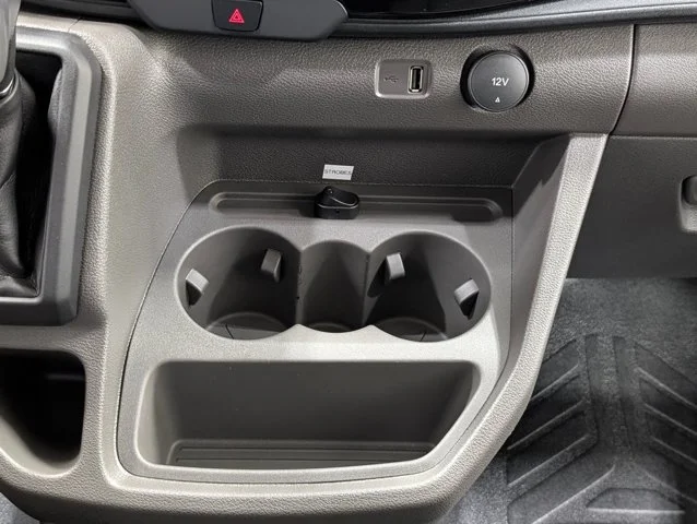 New 2026 Oxford White Ford Cutaway image 37