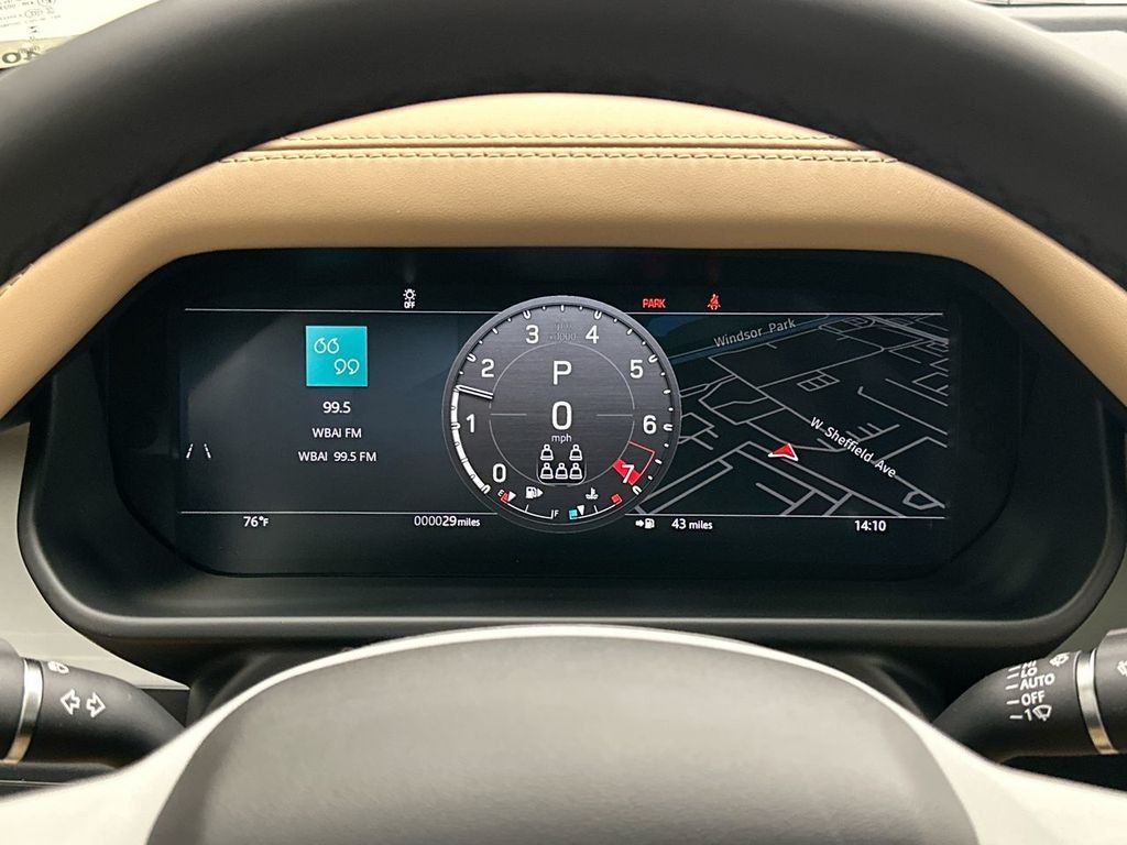New 2026 Woolstone Green Land Rover S image 17