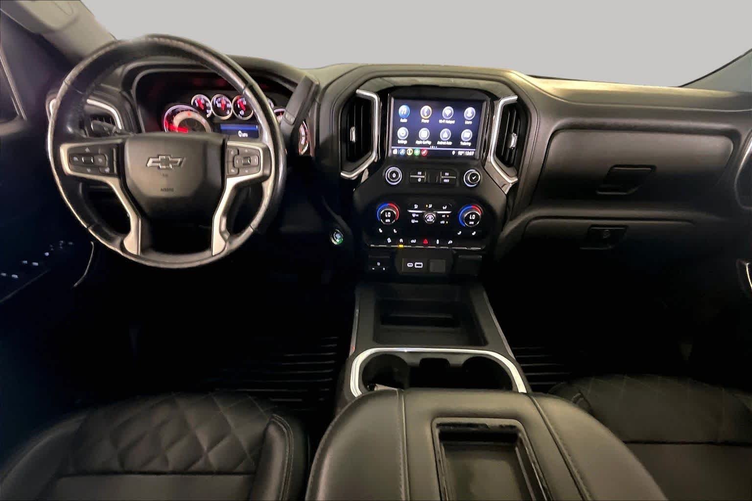 Used 2019 Shadow Gray Metallic Chevrolet RST image 13