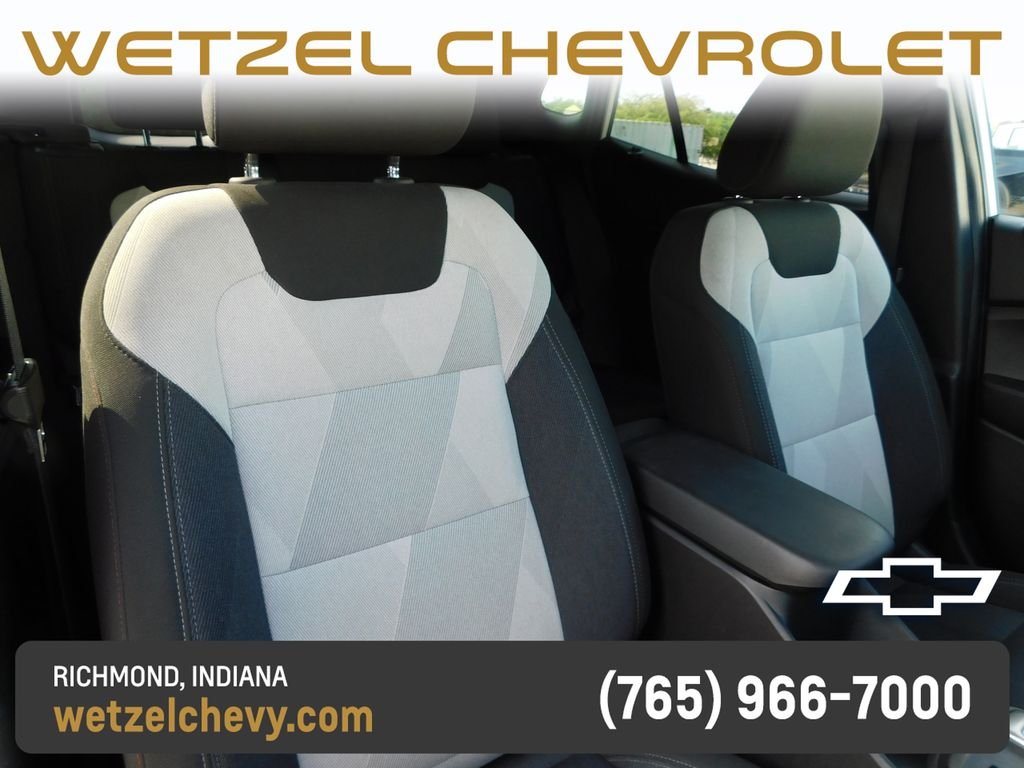 Used 2024 White Chevrolet 1RS image 18