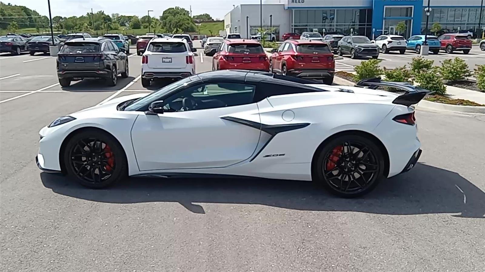 New 2026 Arctic White Chevrolet 2LZ image 5