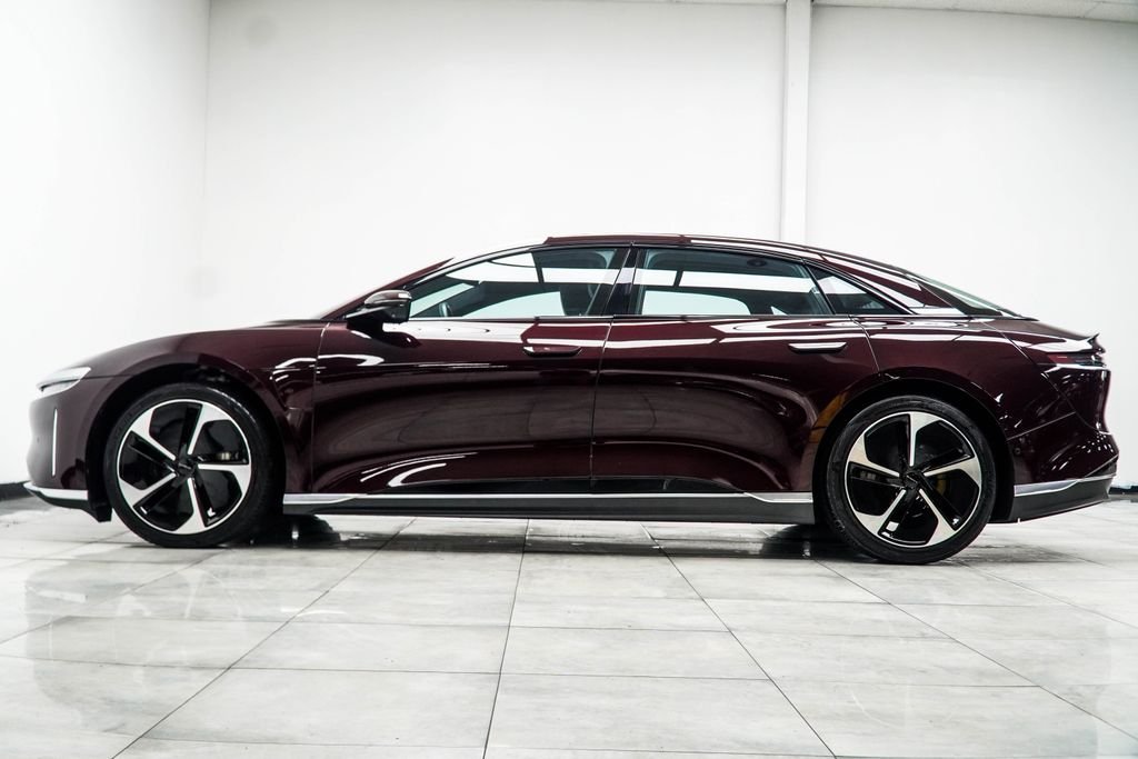 Used 2024 Red Lucid Touring image 10