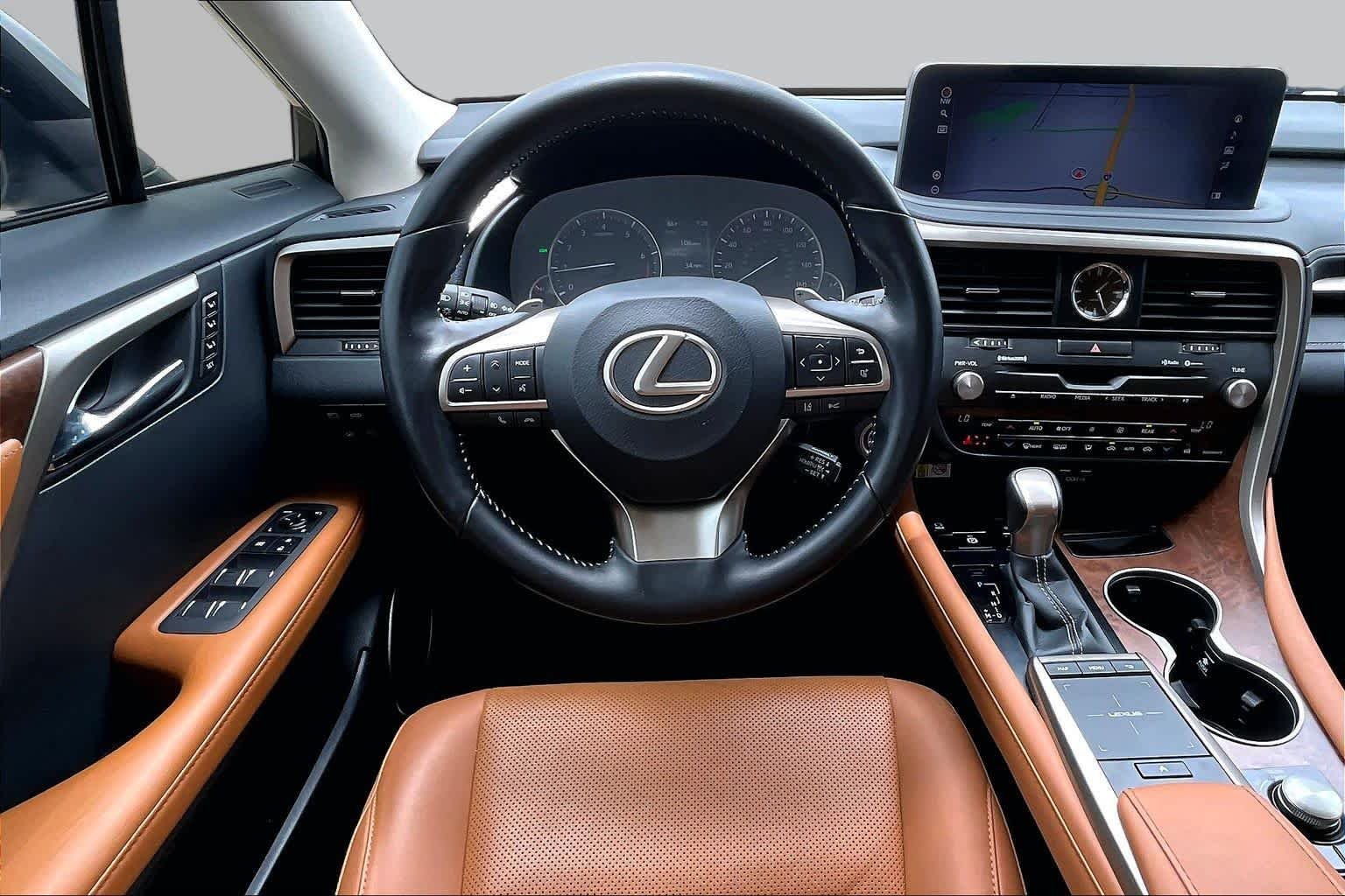 Used 2022 Eminent White Pearl Lexus  image 6
