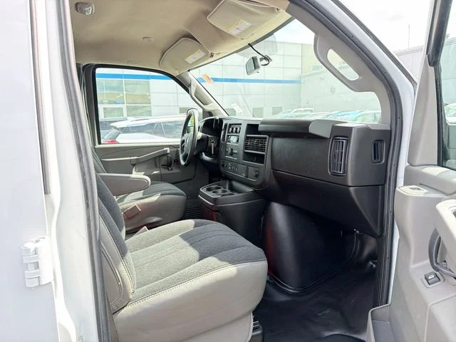 Used 2024 White Chevrolet Work Van image 25