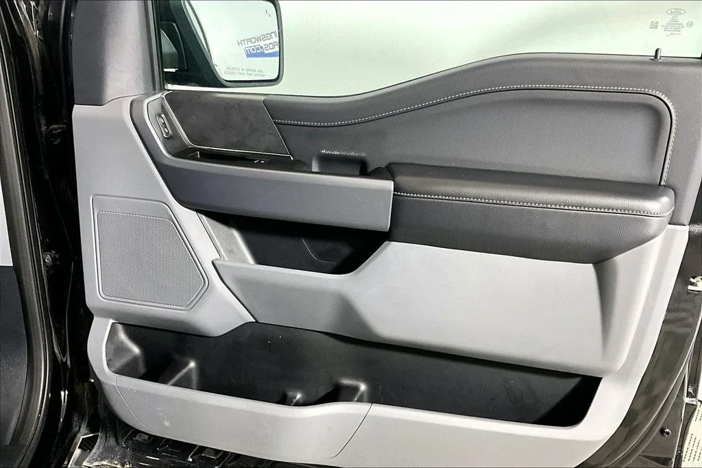 Certified Used 2025 Black Metallic Ford XLT image 19