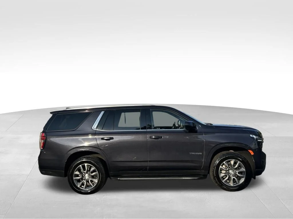 Used 2023 Gray Chevrolet LS image 7
