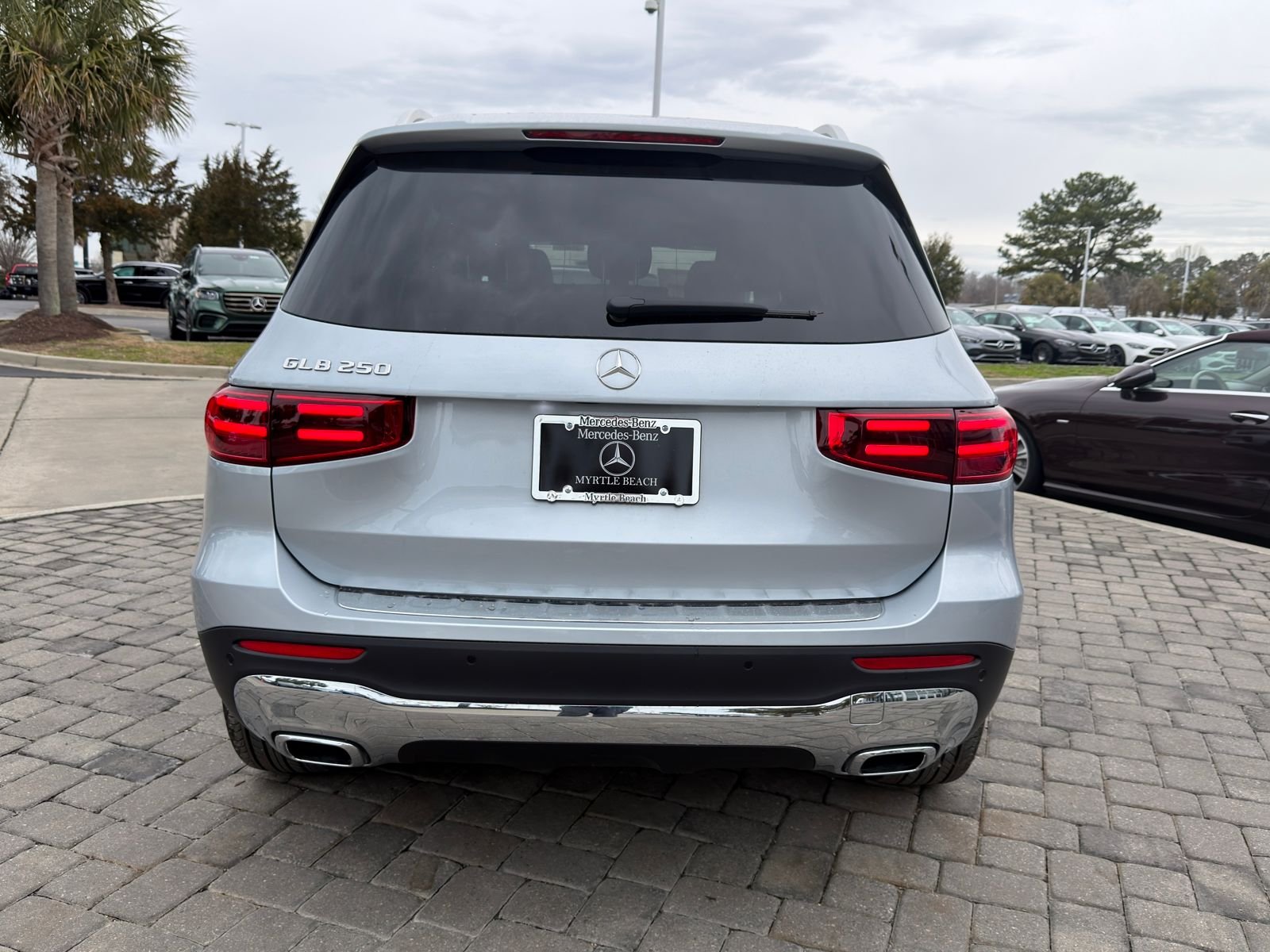 New 2026 Cirrus Silver Metallic Mercedes-Benz GLB 250 image 9