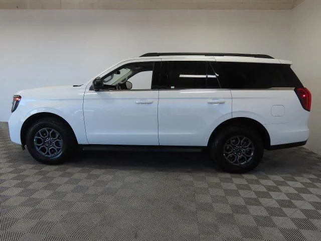 Used 2025 Oxford White Ford Active image 53