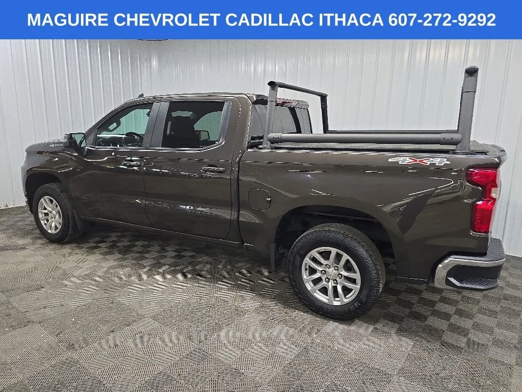 Used 2021 Oxford Brown Metallic Chevrolet LT image 4