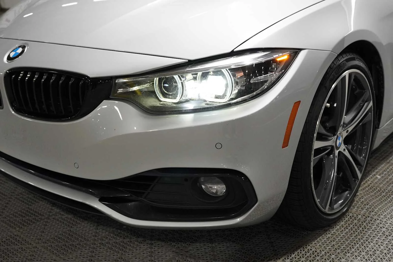 Used 2019 Glacier Silver Metallic BMW 430i image 7